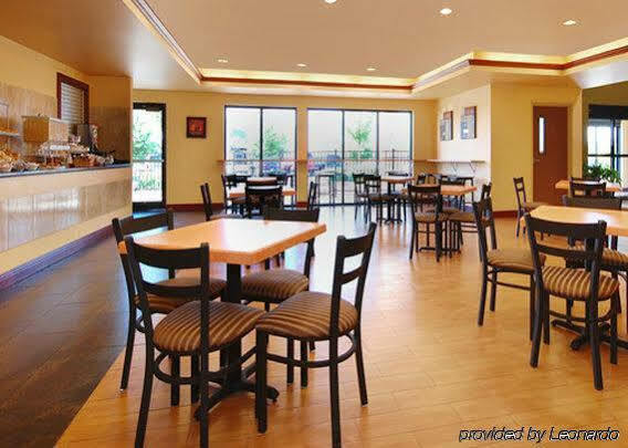 Comfort Suites Elgin Exterior foto